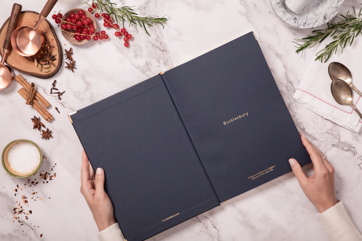 Livre de recettes Héritage en cuir noir
